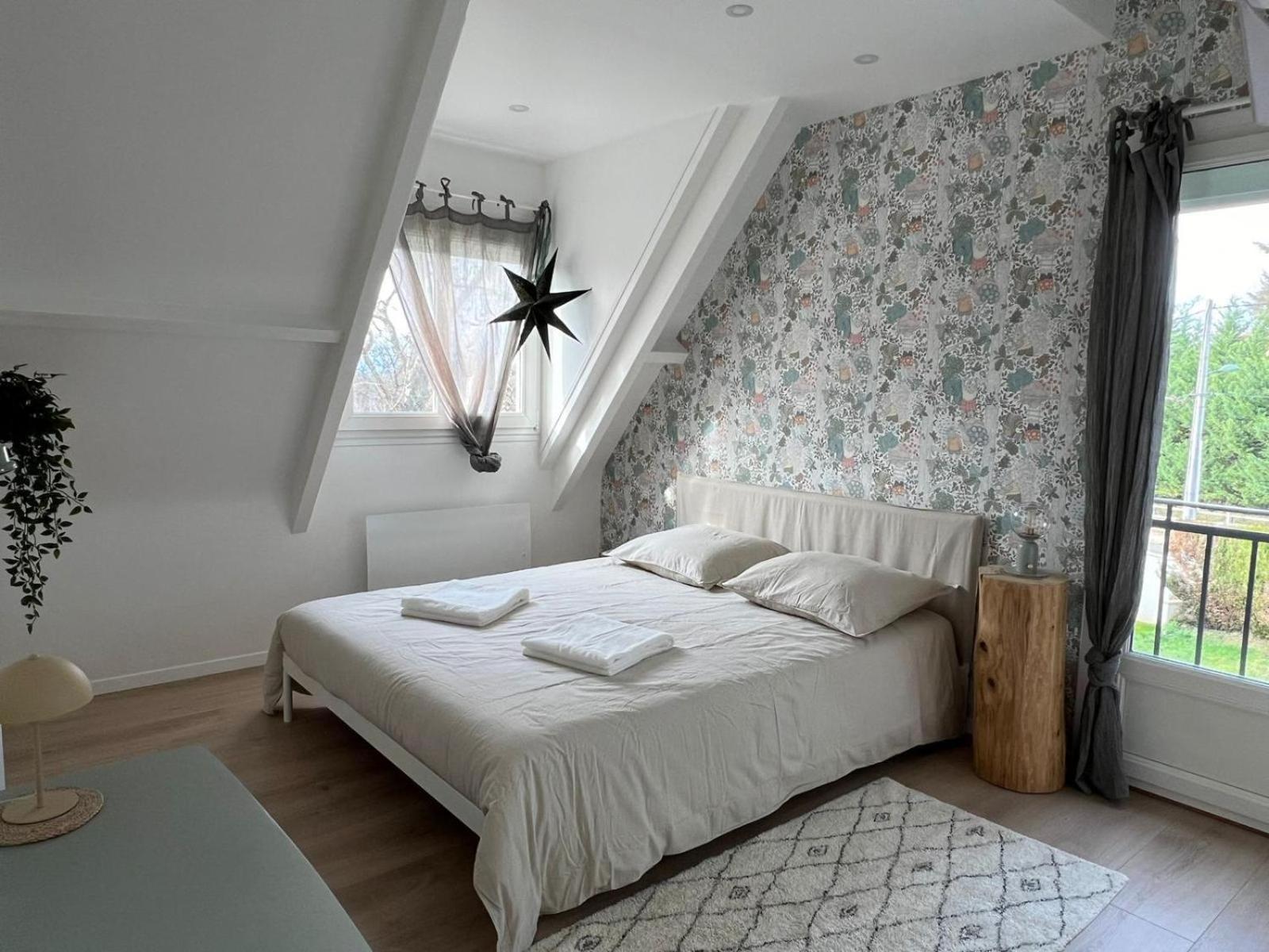 Maison Familiale, Belle Et Moderne Proche De Versailles Et Thoiry Maule Bagian luar foto
